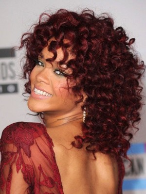 Perruque Royale Rouge Mi Longue Fris e De Style Rihanna Perruques